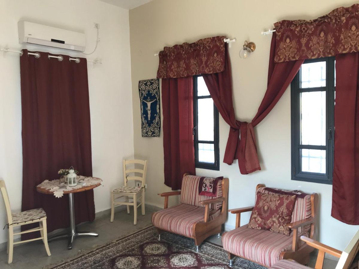Mi'Ilya Chocolate House Guest House מראה חיצוני תמונה
