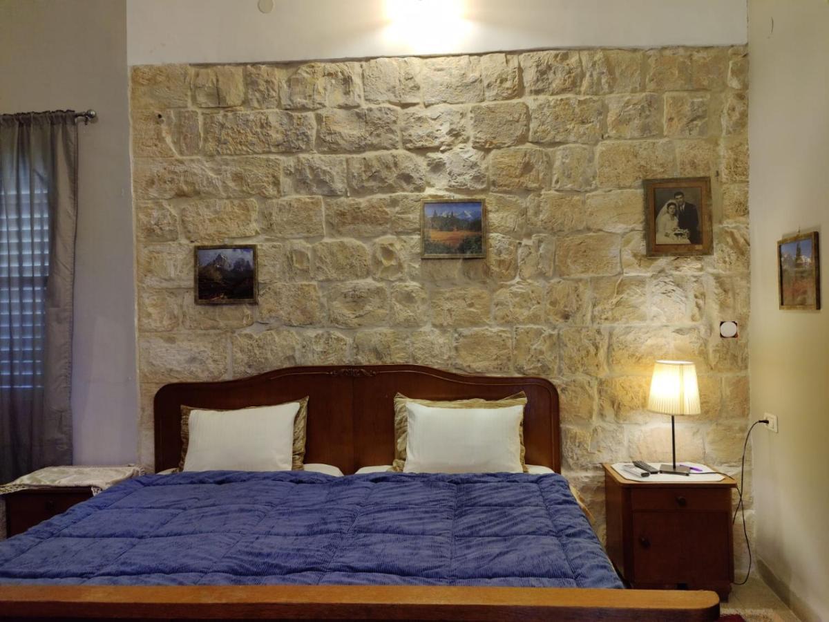 Mi'Ilya Chocolate House Guest House מראה חיצוני תמונה
